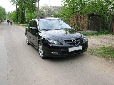 Mazda 3 (bk) видаляємо скляний герметик - зроби сам