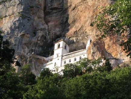 Ostrog kolostor - Montenegró