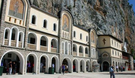 Manastirea Ostrog din Muntenegru Cum sa ajungi acolo