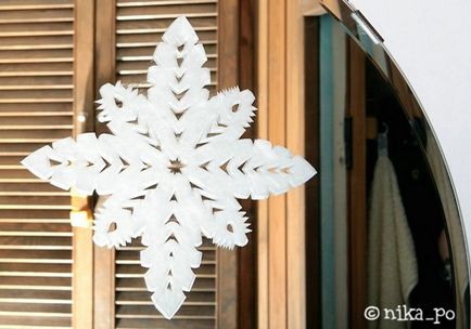 Pe ce să lipiți fulgii de zăpadă cu privire la ce să lipiți fulgii de zăpadă pe ferestre - intrarea utilizatorului anya (anyuta-ta) în