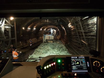 Éjszaka, hogy mi történik a moszkvai metró, ha zárva van