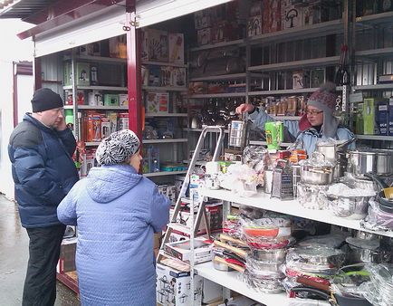 Noua piață Cherven de pe strada Mayakovsky a fost deschisă pe site-ul de lângă magazinul rece nr. 2,