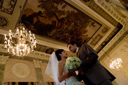 Офіційна виїзна реєстрація шлюбу в палаці xix століття в Любліно