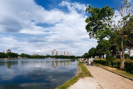 Ostankino Pond