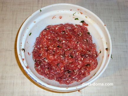 Gőz marhahús húsgombóc rizzsel