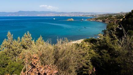 Plaja lângă băile de afrodite de pe peninsula Akamas