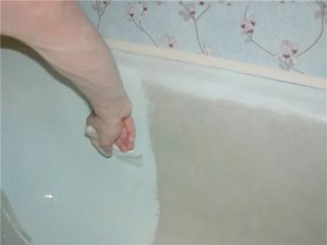 Покриття ванни акрилом, правильність нанесення матеріалу