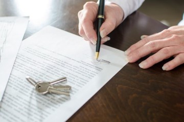 Contract prealabil pentru vânzarea de apartamente corect completat în eșantion
