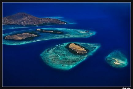 Călătorie spre Komodo, Rincha și de la (Început), Ghid pentru Bali