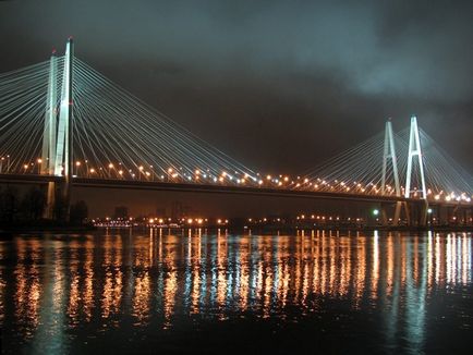 Розлучення мостів в Санкт-Петербурзі в 2017 році - туроператор прогулянки