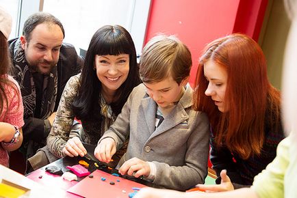 Ritka kiadási Nonna családi Grishaeva teljes erővel a megnyitón a kiállítás, hello! Oroszország