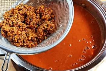 Рецепт соусу марінара з запечених помідорів