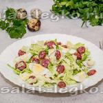 Salată cu ouă și cârnați