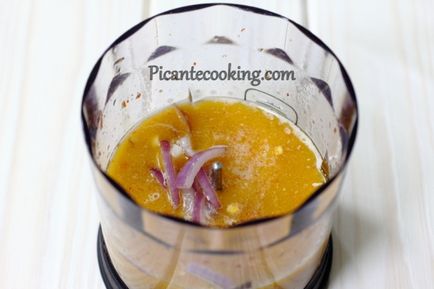 Salata cu carne de pui si mango, picantecooking