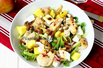 Salata cu carne de pui si mango, picantecooking