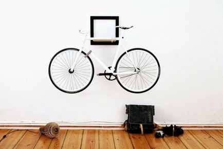 Cele mai creative moduri de a stoca o bicicletă acasă, mai proaspătă - cea mai bună din Runet pentru o zi!