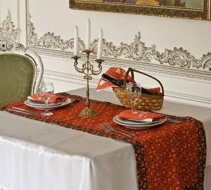 Fețele de masă și șervețelele de masă sunt regulile de alegere, design și aspect