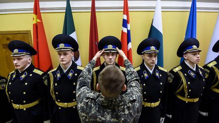 Солдати президентського полку церемонія розлучення караулів
