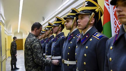 Солдати президентського полку церемонія розлучення караулів