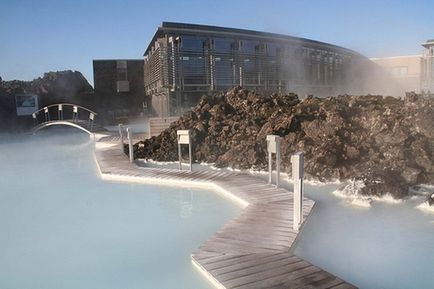 Spa Resort Blue Lagoon в Исландия, се чуди на природата