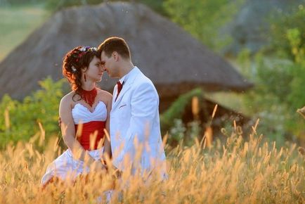 Весілля в українському стилі-це модно