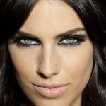 Dark makeup pentru opțiunile de potrivire a culorilor ochilor verzi