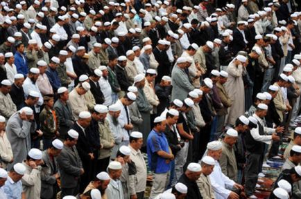Kapcsolatos kérdések közös ima (a Jamaat)