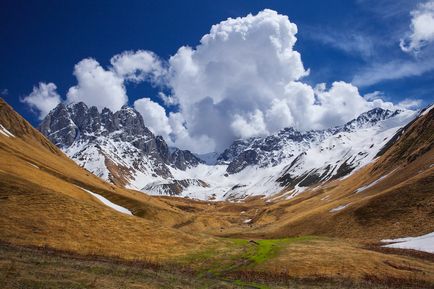 10 Locuri unde puteți să vă răcoriți vara și să nu vă rupeți