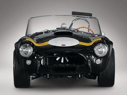 Тисяча дев'ятсот шістьдесят-два Shelby ac cobra 289 - легендарний американський класичний спорткар