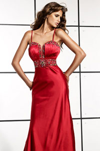 5 Recomandări cu ce să poarte rochie roșie seara