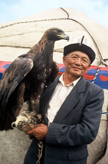 Masina pe altai de munte