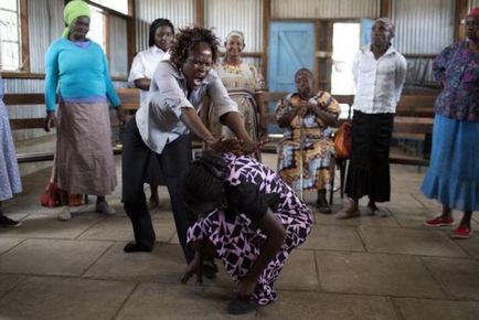 Бійцівський клуб бабусь »чому кенійські бабусі вчаться бити молодих (і не дуже) хлопців