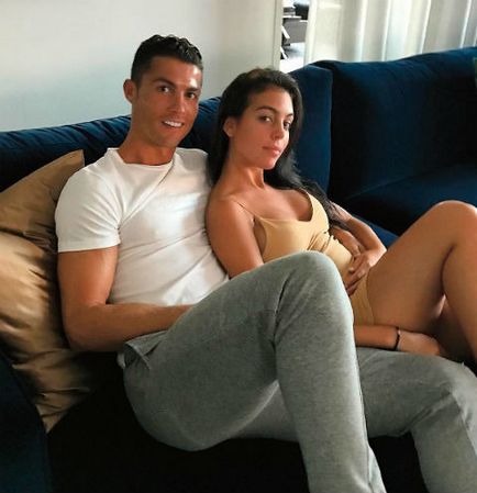 Ce e special cu noua fată Cristiano Ronaldo