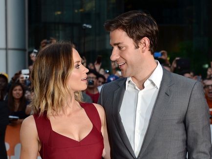 Emily Blunt și John Pretty ma invitat mai întâi la gama de jocuri