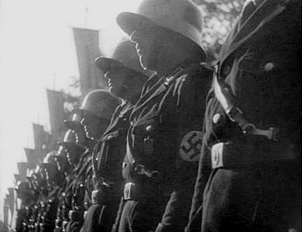 Formați militari militari, soldați și ofițeri ai Germaniei naziste Wehrmacht cu insigne, față și