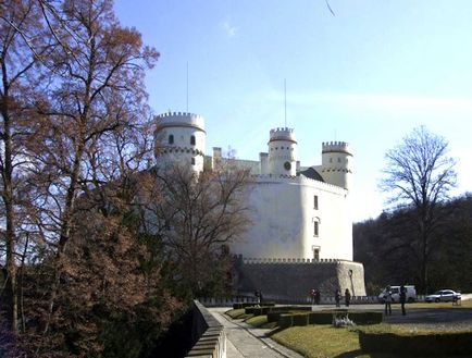 Castelul medieval gotic Orlik nad Vltavou din sudul Republicii Cehe