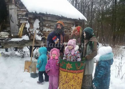 Cum de a desena o femeie yaga în etape pentru copii