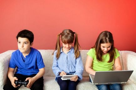 Cum de a distrage atenția unui copil de la un computer 1