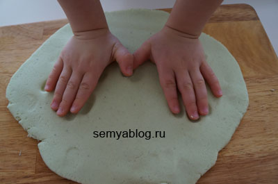 Як зробити зліпок ручки дитини з солоного тіста, сімейний блог Ірини Полякової