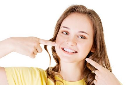 Як зміцнити емаль зубів народними засобами