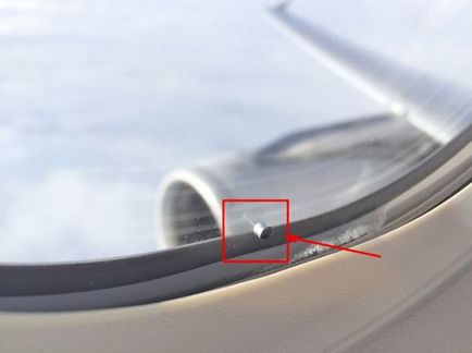 Cum sunt aranjate ferestrele în avioane