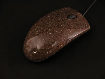 Șoareci de calculator din lemn și piatră