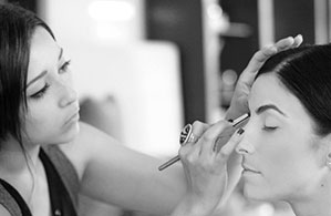 dzinatrs kozmetikum (smink parfümök Dzintars) Hair Cosmetics dzinatrs