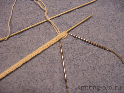 Circulară de tricotat pe ace de tricotat cu o linie de pescuit - de la bază la îndemânare