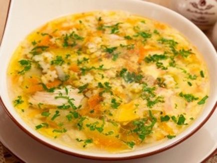 Supă de pui cu asternut preferat pentru copii