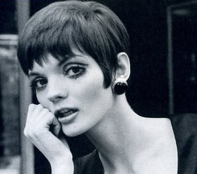 Make-up-ul scenei de modă din anii '60, moscow