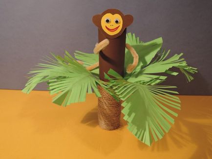 Master-osztály így mesterségek „majom egy pálmafa alatt” a hagyományos és nem hagyományos