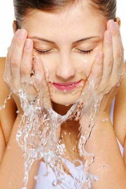 Șampon de curățare cu fața înfundată - cremă eficientă împotriva ridurilor - cremă pentru riduri pentru bărbați