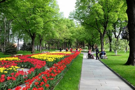 Moszkvai Kreml a Secret Garden, és egy új park május