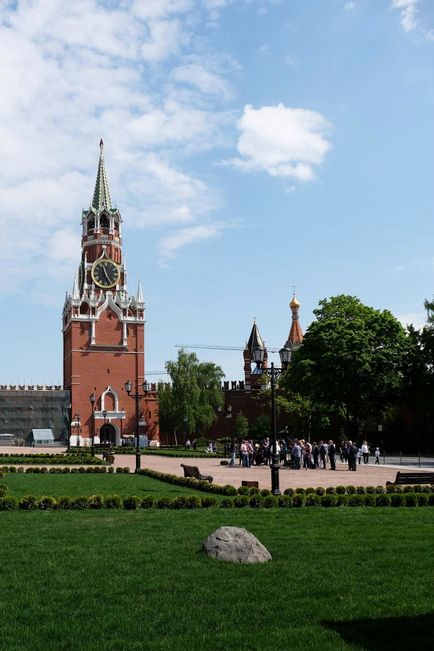 Kremlin Kremlin Tainitsky Garden și noul parc din mai